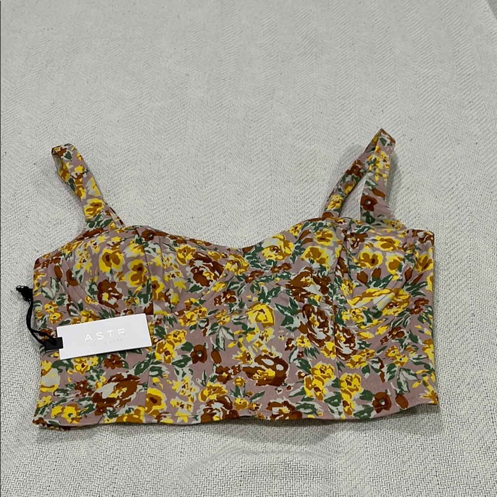 Astr Yellow crop top NWT. size S